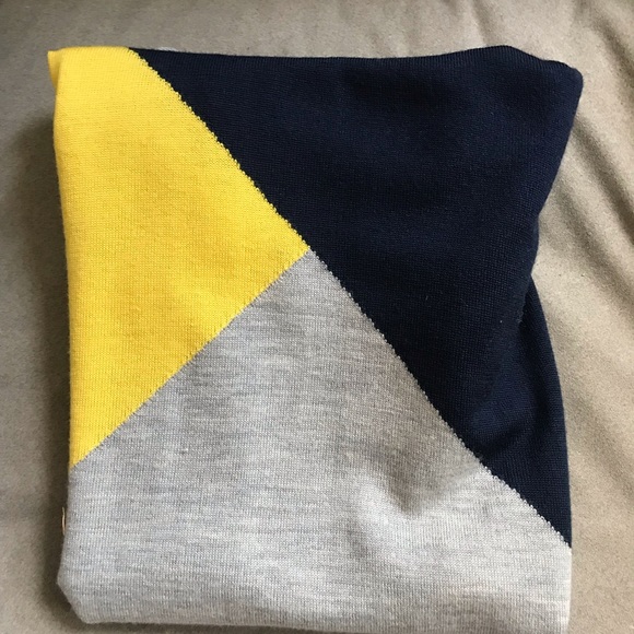 Trina Turk Short Sleeve Knit Tunic - Picture 2 of 6